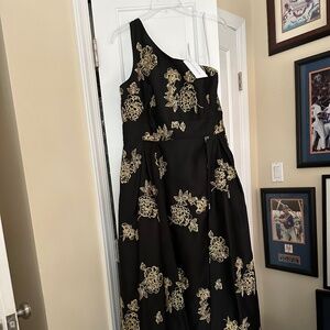 Beautiful Marchesa Gown